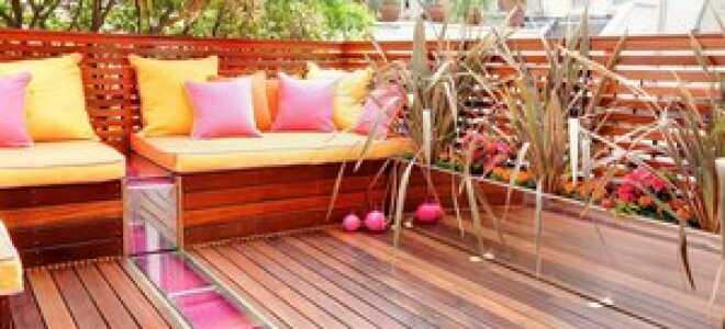 Скамейка на балкон с ящиком: своими руками, как сделать, фото