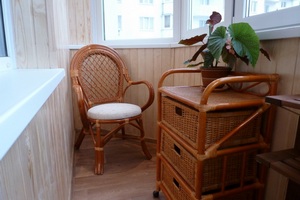 чем обработать вагонку на балконе