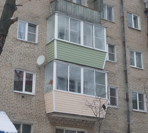 пластиковое остекление балкона