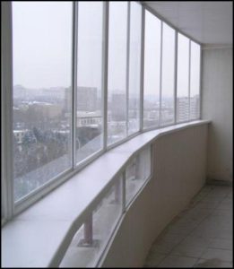 остекленный балкон
